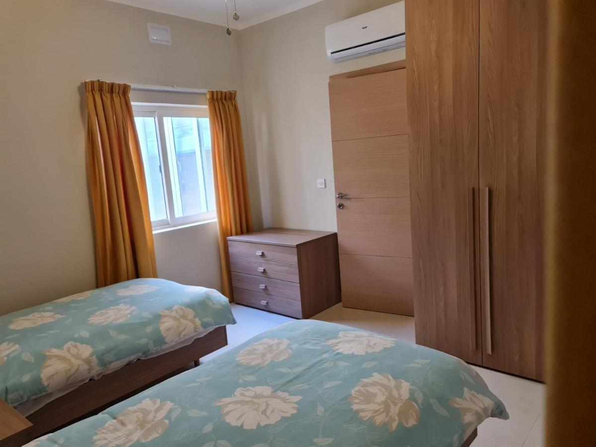 Sea Breeze Apartment Zebbug  Екстериор снимка